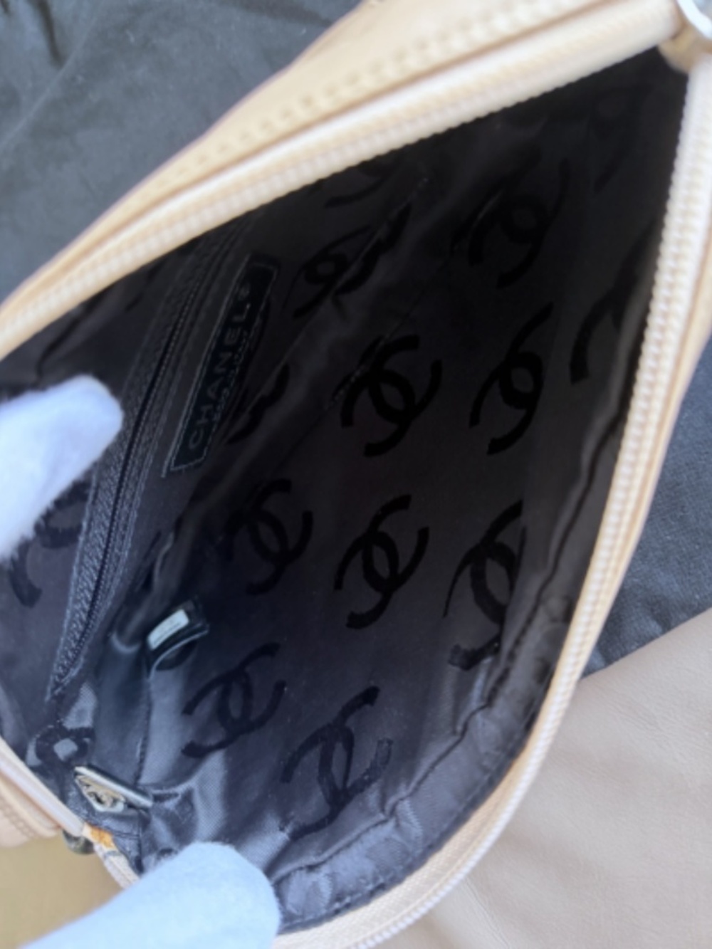 Chanel Classic CC Logo Cambon Pochette Quilted Leather Small Shoulder Bag Black - Picture 10 of 15
